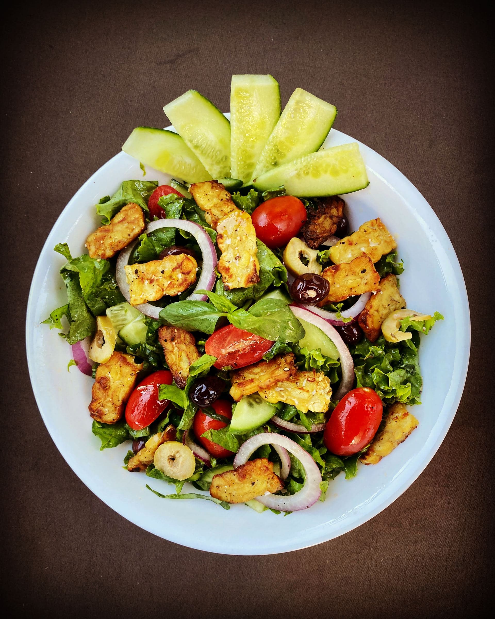 Tempeh Mediterranean Salad