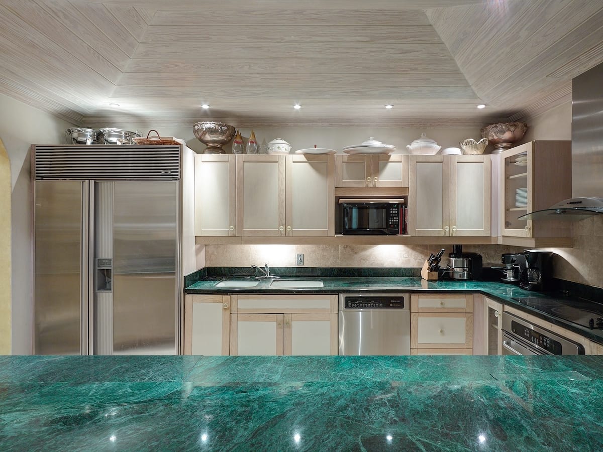Old Trees 004, Caprice — luxury villa photo 2