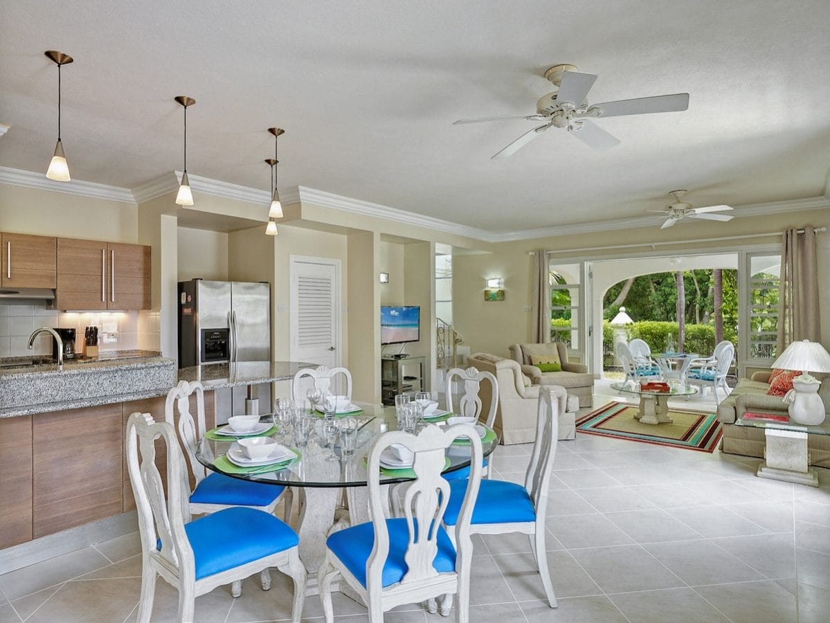 The Falls Townhouse 4 — luxury villa photo 2