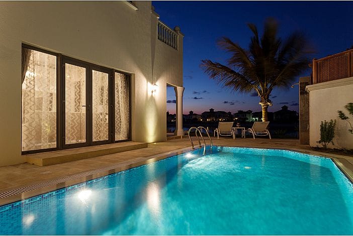 STUNNING 4 BED VILLA — luxury villa photo 2
