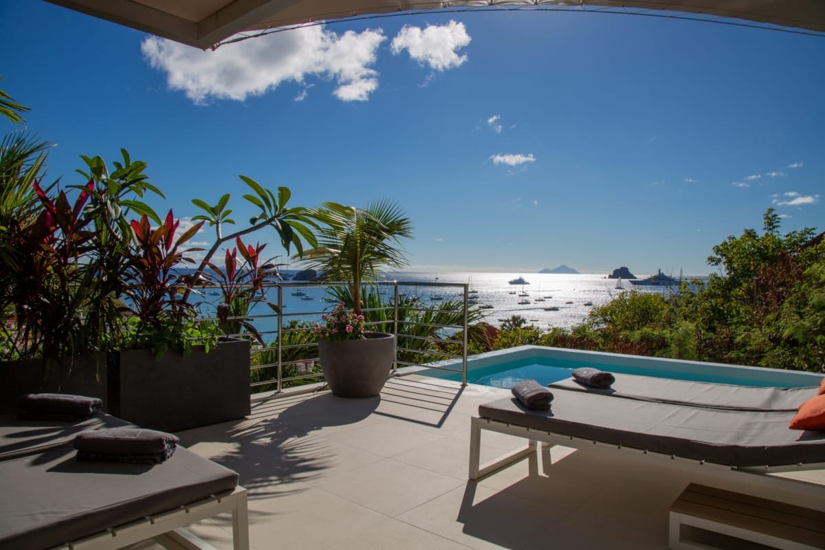 Villa Aka — luxury villa photo 1