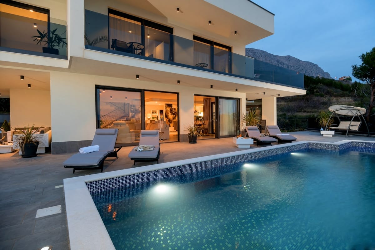 Happiness Villa — luxury villa photo 1