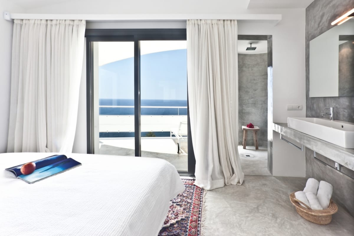 Villa Vista Es Torrent — luxury villa photo 1