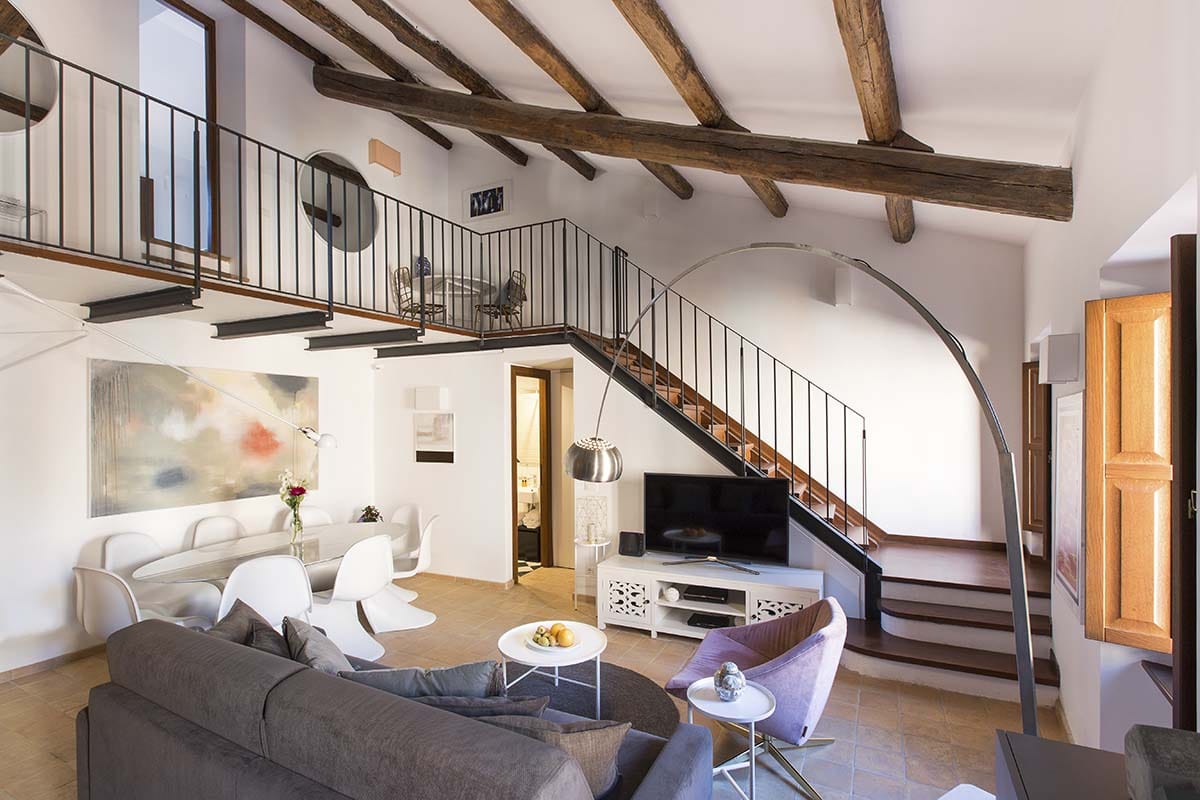 Margana Palace — luxury villa photo 1