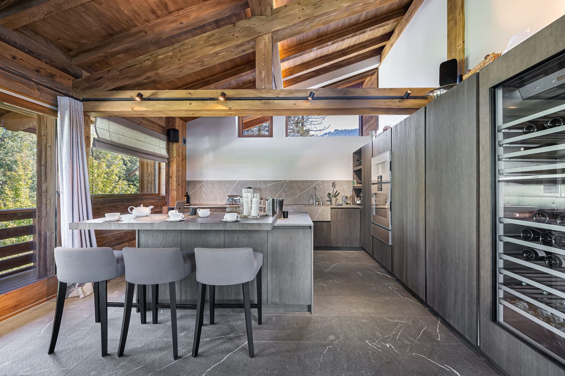 CHALET GILT — luxury villa photo 2