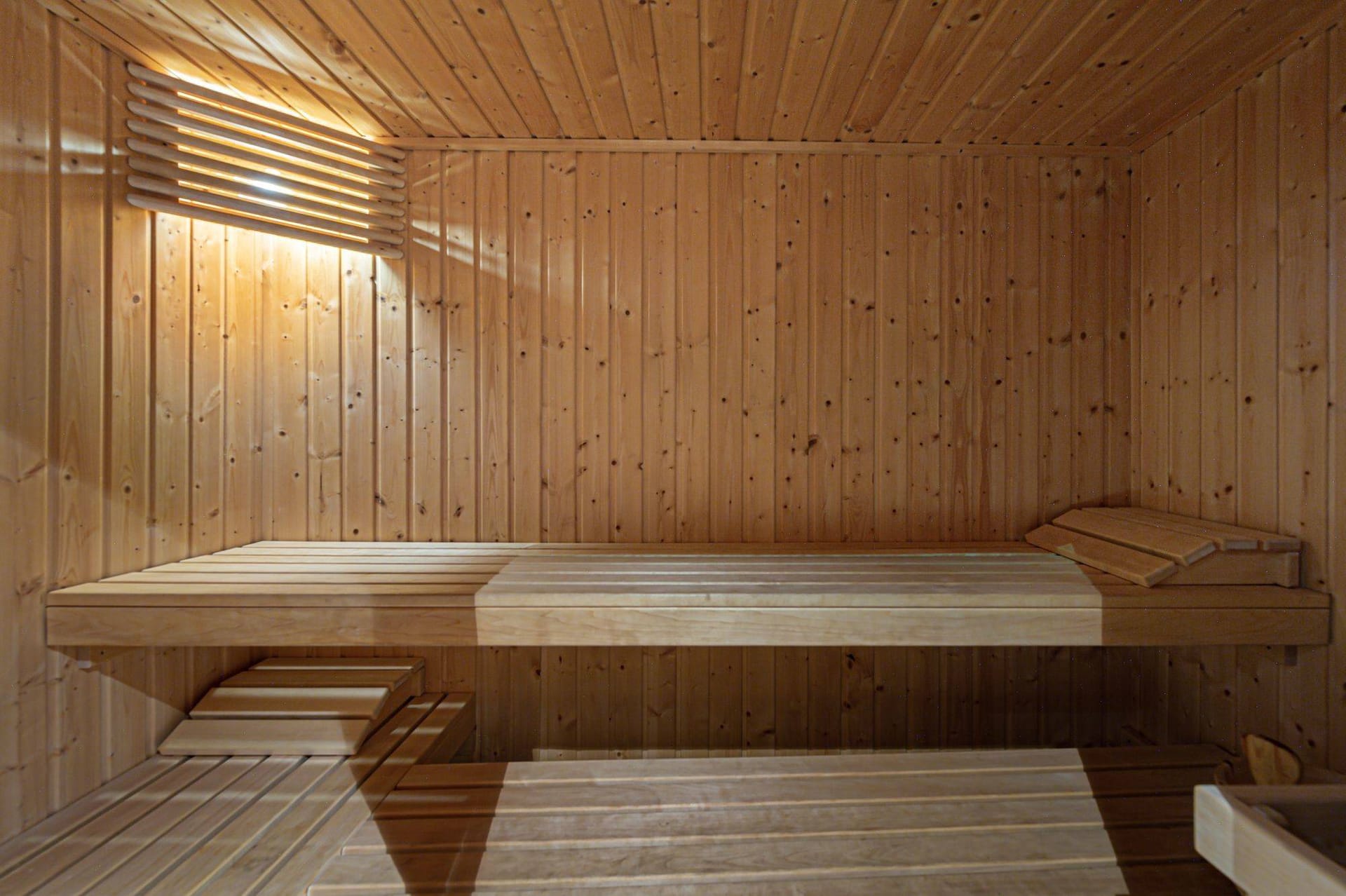 Chalet Les Brames — luxury villa photo 2
