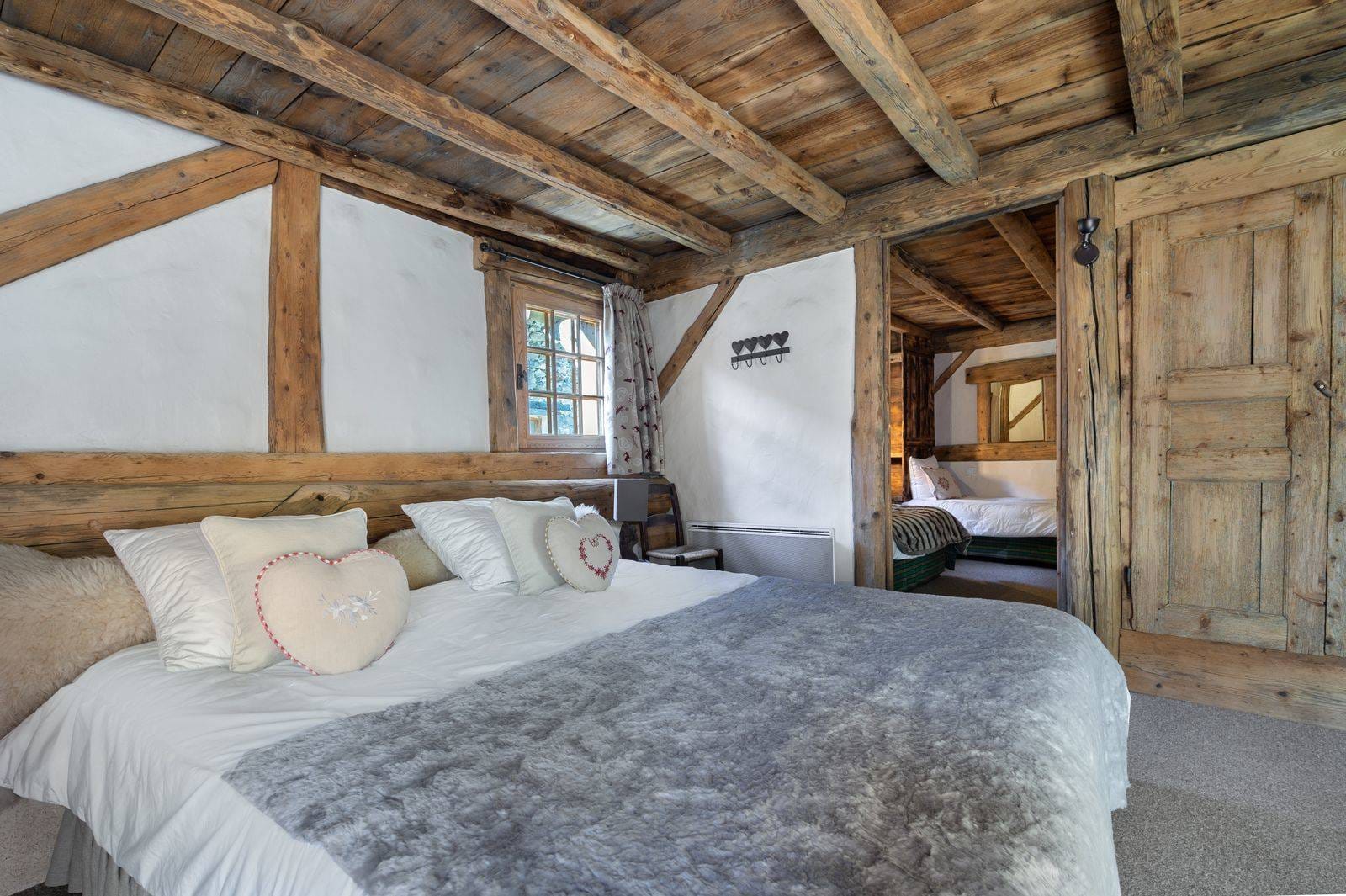 Chalet Dzintila — luxury villa photo 2