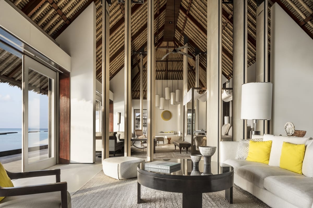 Cheval Blanc Randheli — luxury villa photo 1