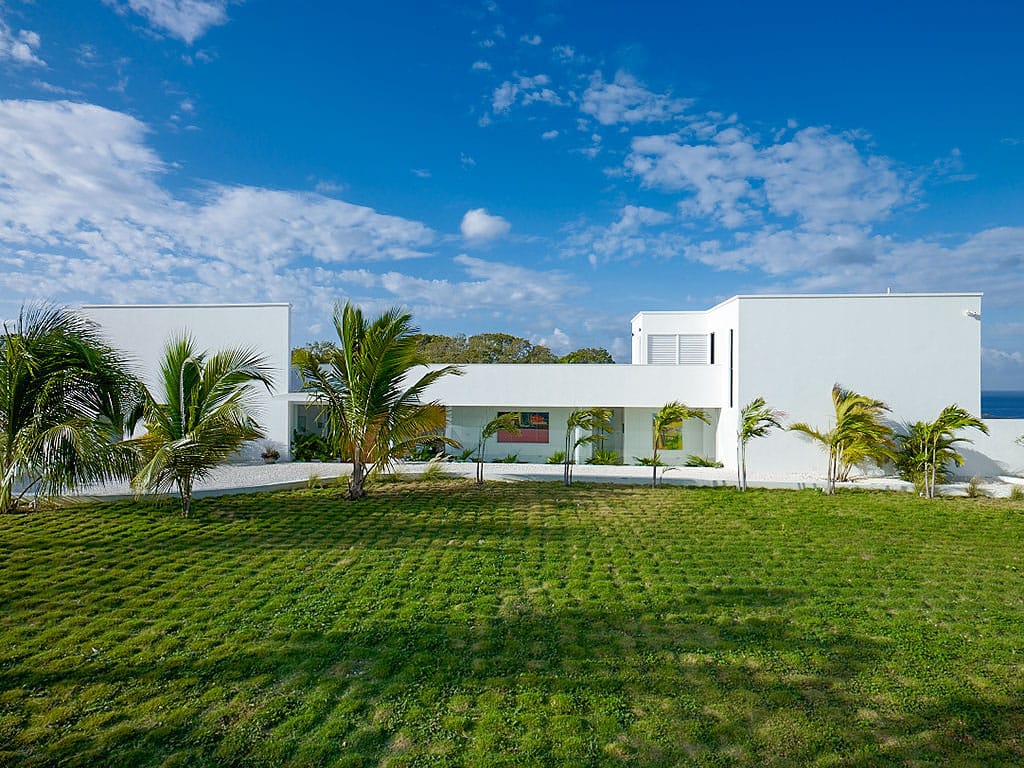 Atelier House — luxury villa photo 2