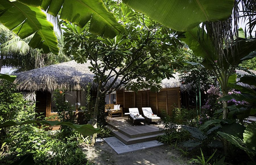 Kuramathi Beach Villa — luxury villa photo 1