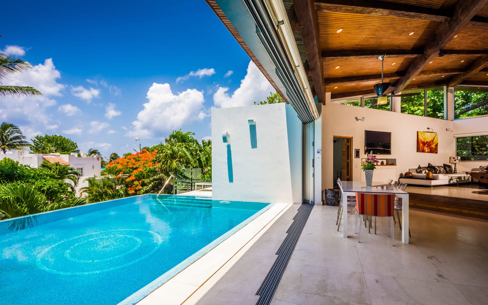 Kite House — luxury villa photo 1