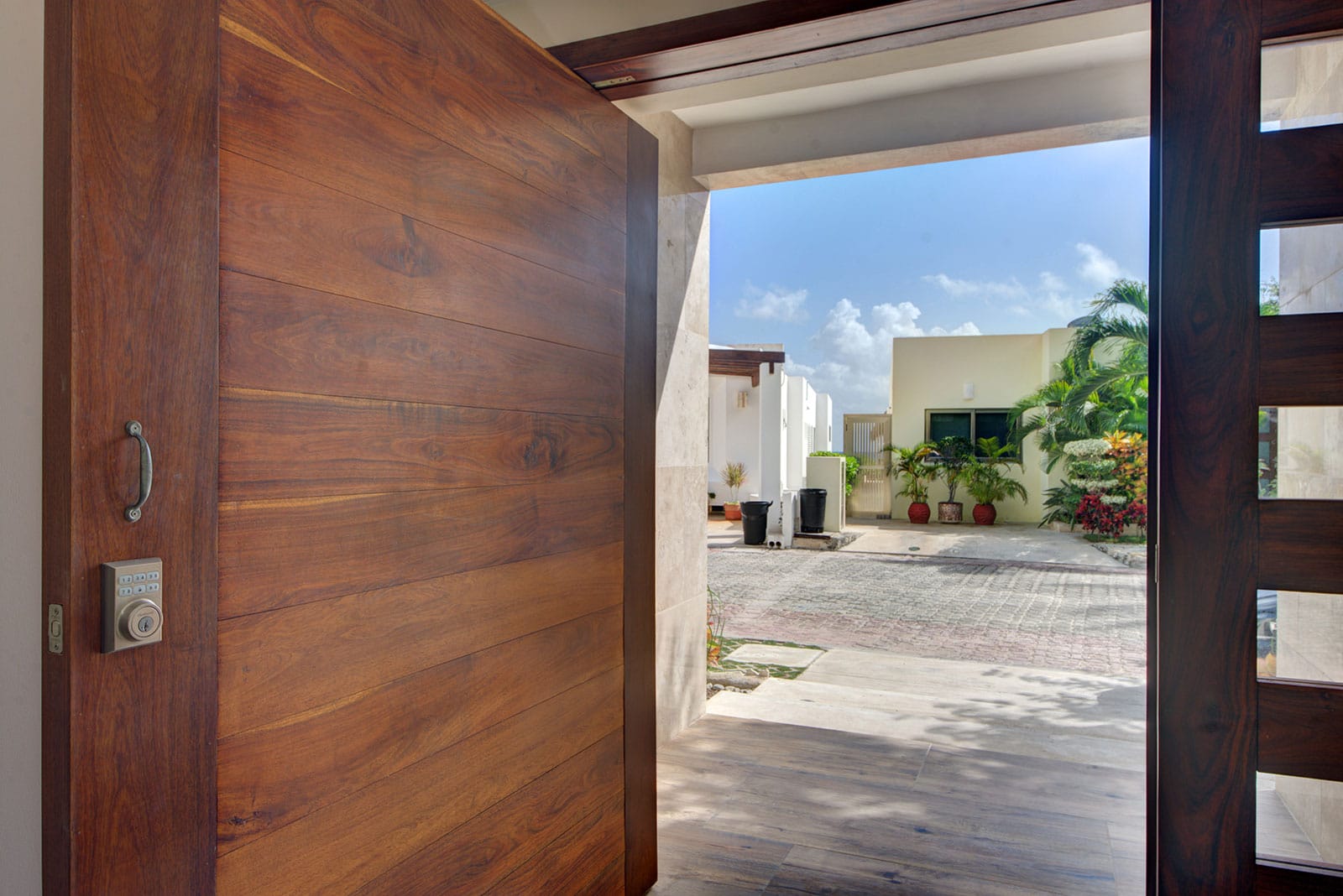 Villa Hermosa — luxury villa photo 39