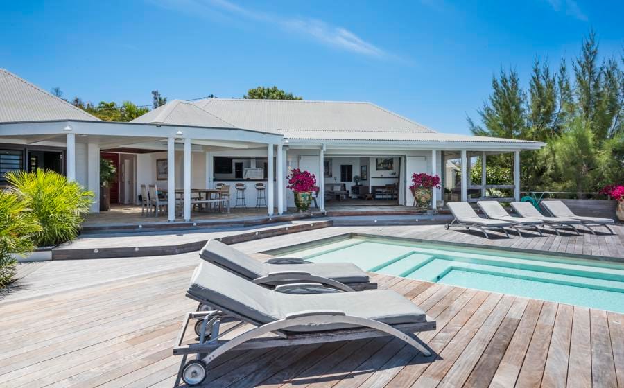 Villa Blue Swan — luxury villa photo 1