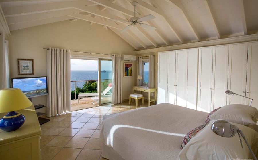 Villa Day — luxury villa photo 2