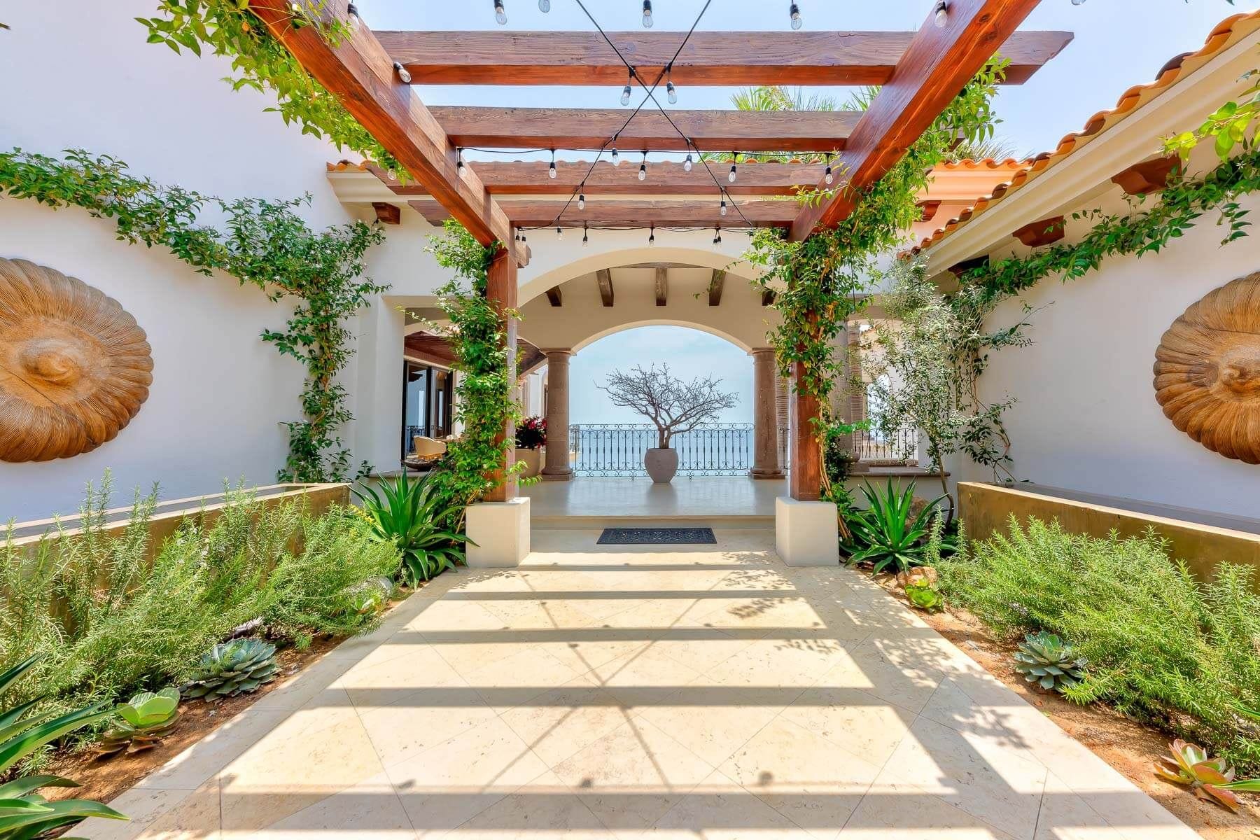 Hacienda 502 — luxury villa photo 1