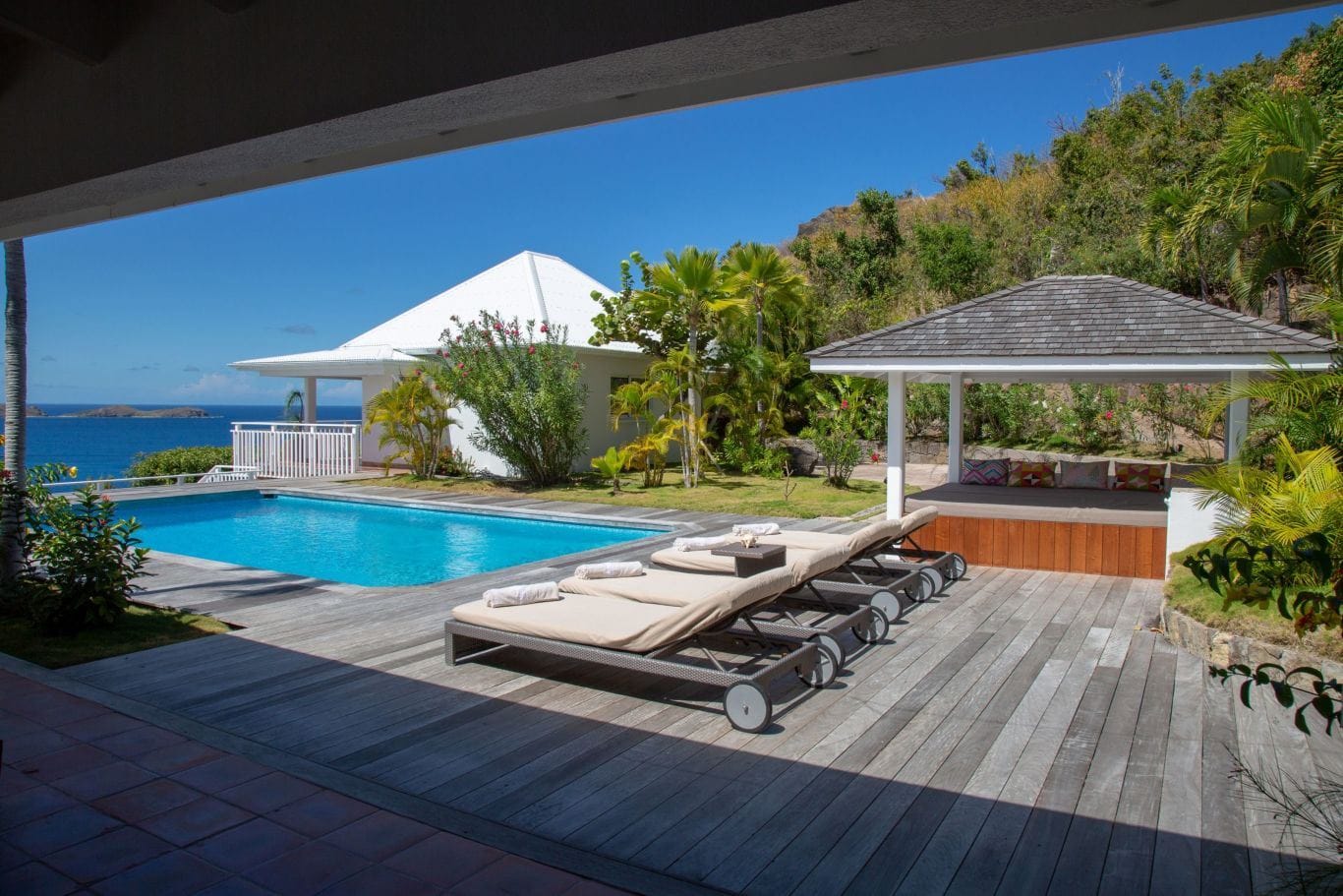 Villa Caret — luxury villa photo 2