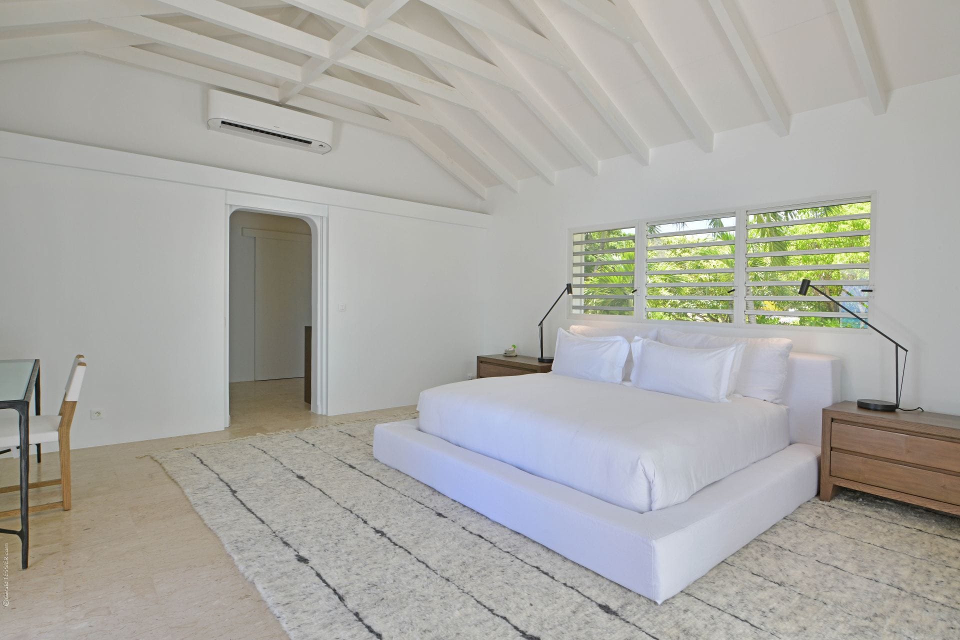 Villa Kumara — luxury villa photo 2