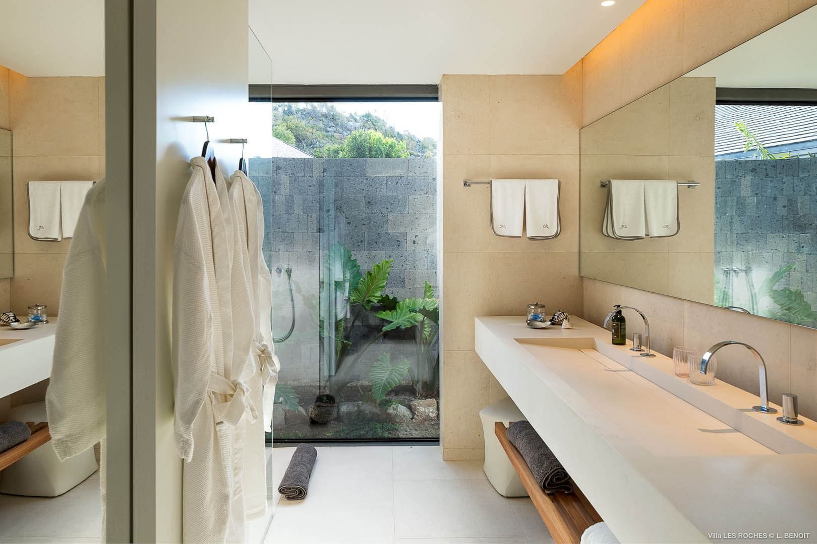 Villa Les Roches — luxury villa photo 1