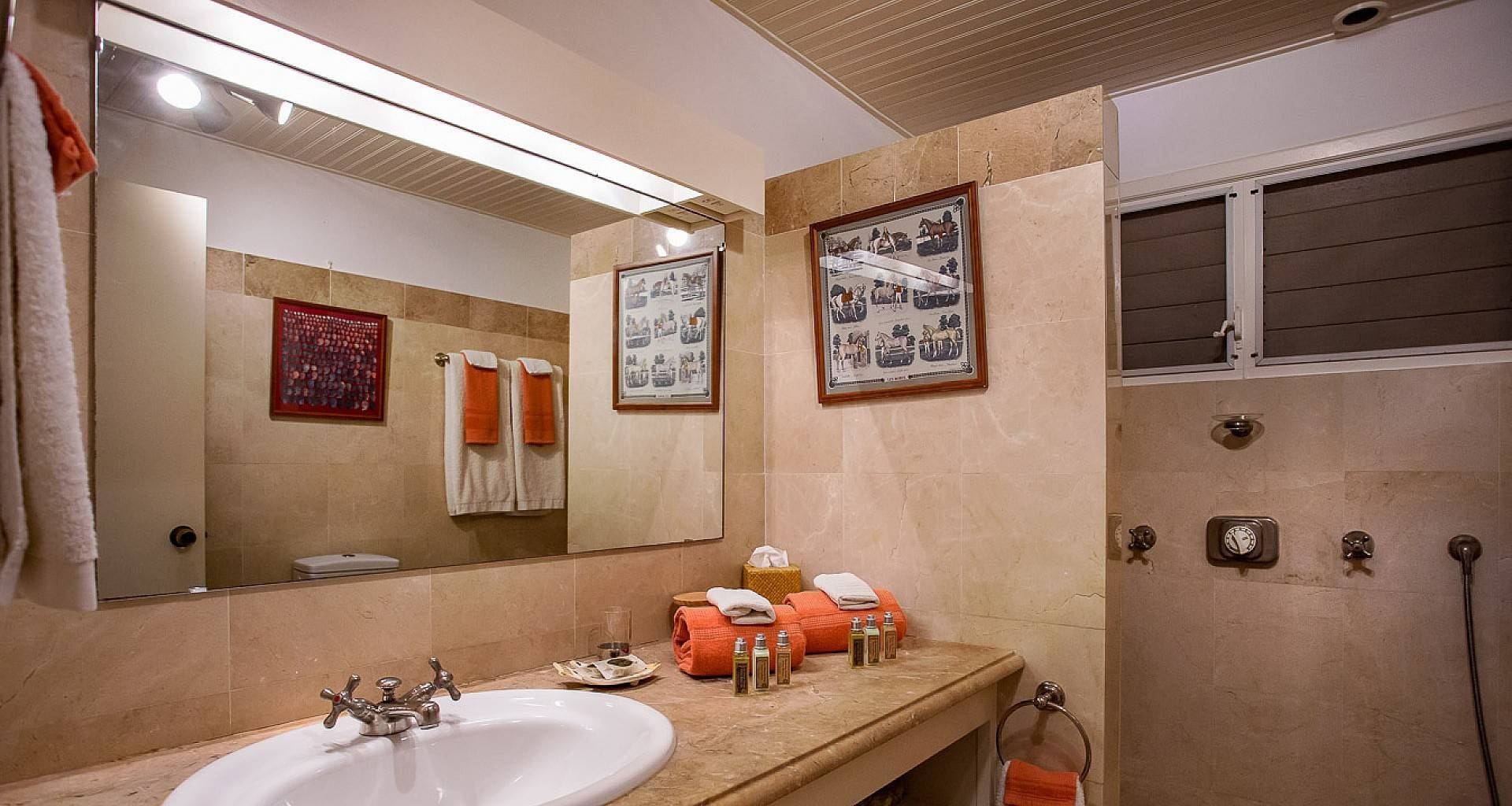 Villa E2 — luxury villa photo 1