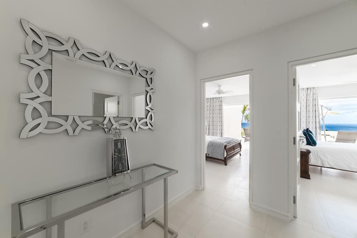 Villa Westmoreland Hills 25 — luxury villa photo 1