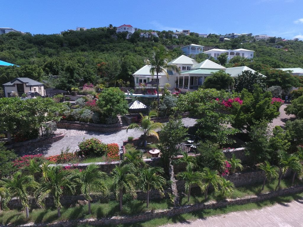Palm Paradise and Coconut Cottage — luxury villa photo 2