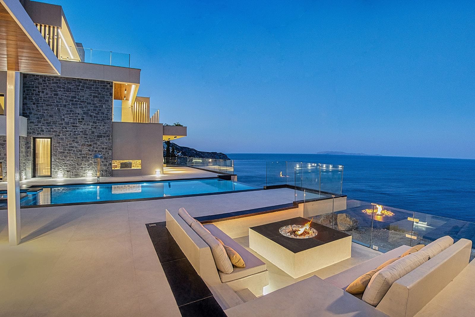Villa Hyperion — luxury villa photo 1