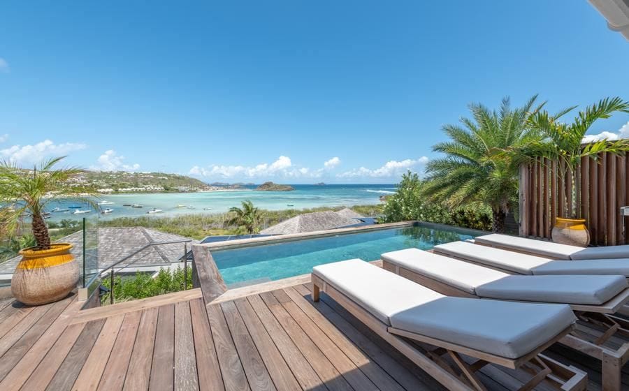 Villa Essenia — luxury villa photo 1