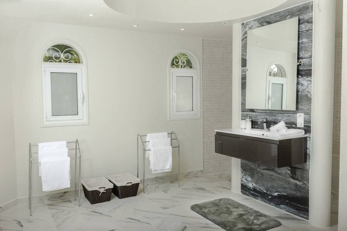 Villa Beauvoir — luxury villa photo 2