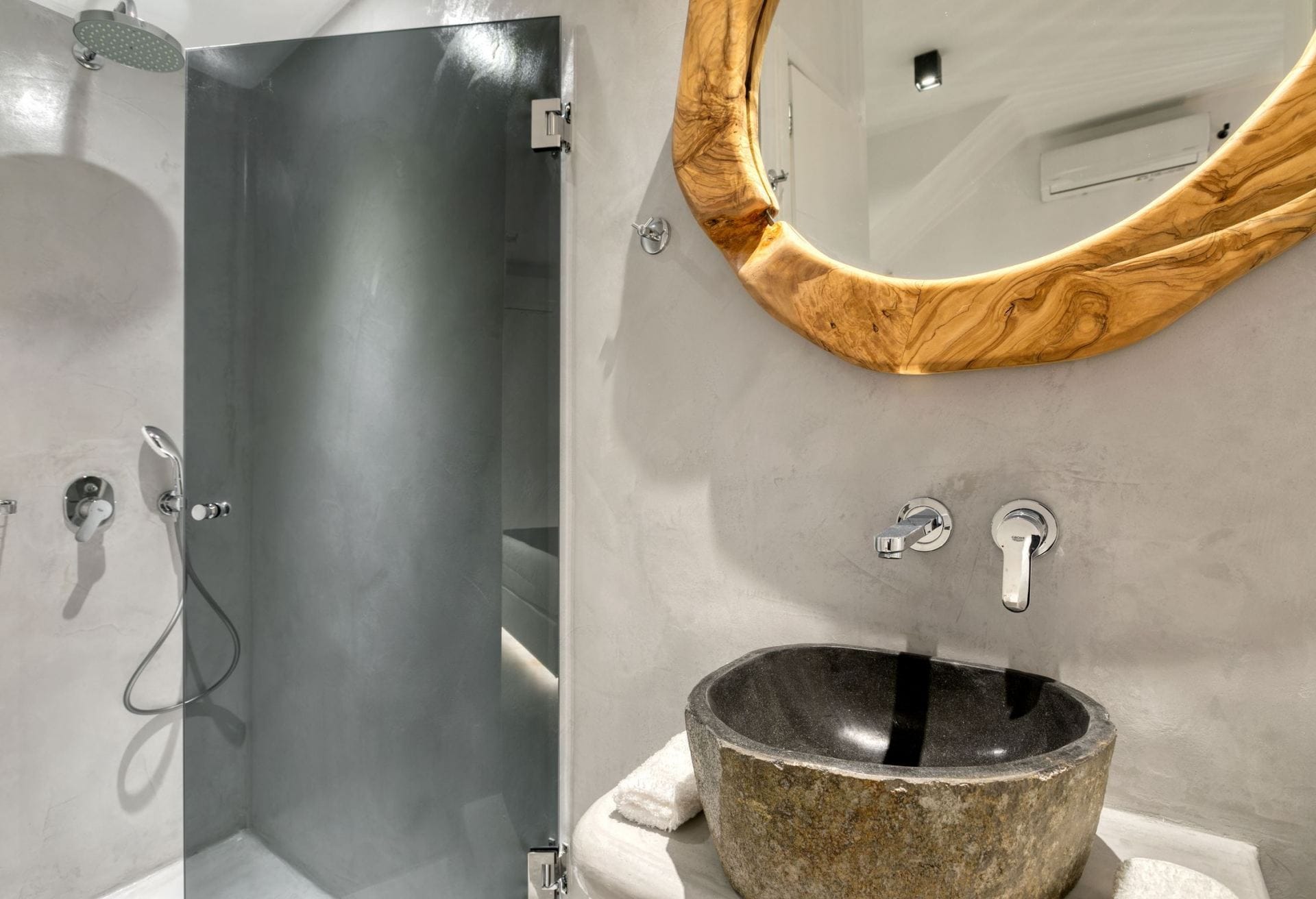 Ftelia Black Villa 4 — luxury villa photo 24