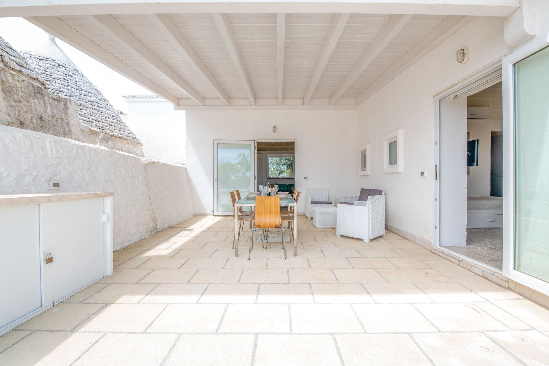 Villa Bianco Trullo — luxury villa photo 2