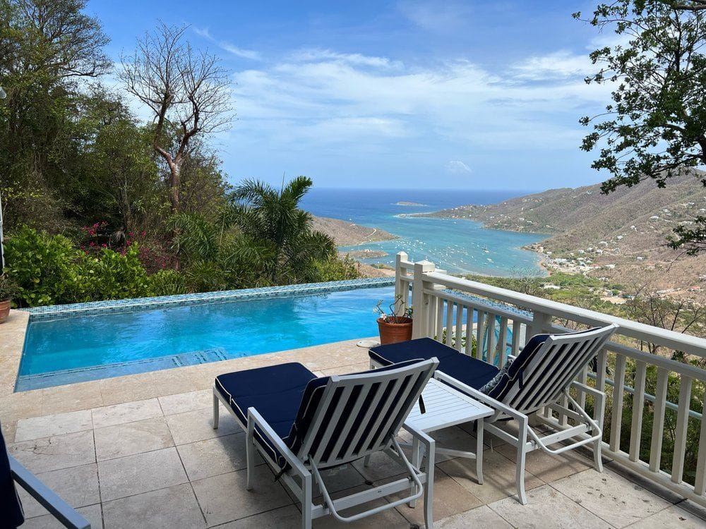 Villa Tropical Manor — luxury villa photo 1