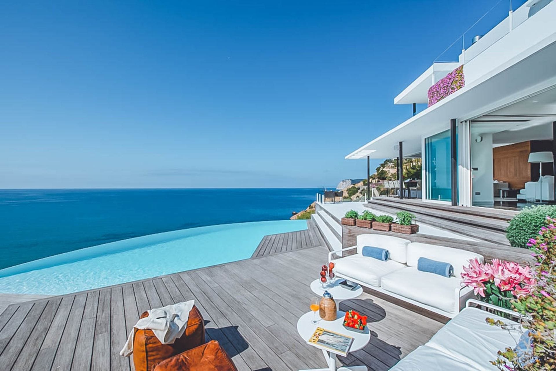 Villa Amaris — luxury villa photo 1