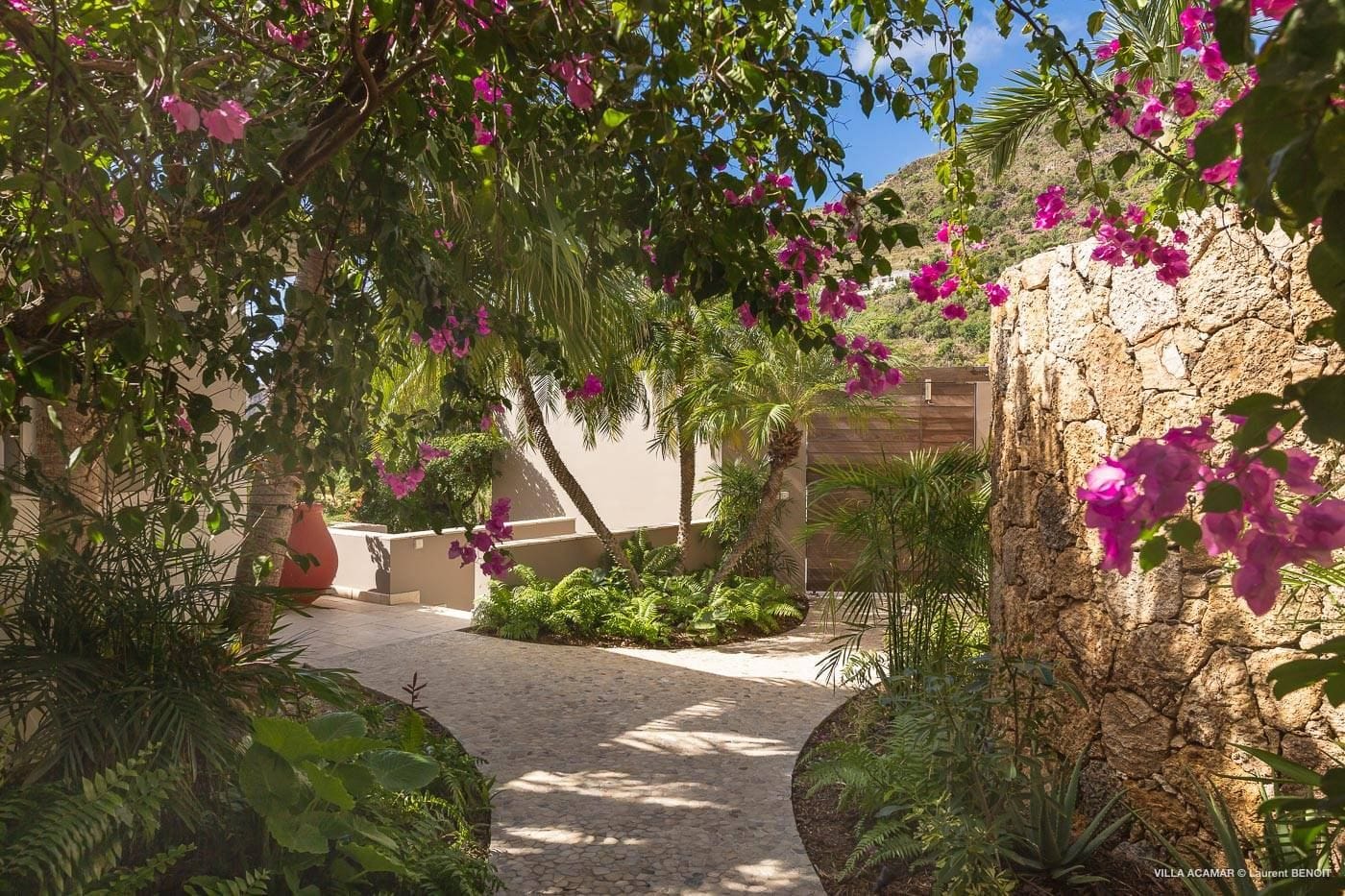 Villa Acamar — luxury villa photo 1