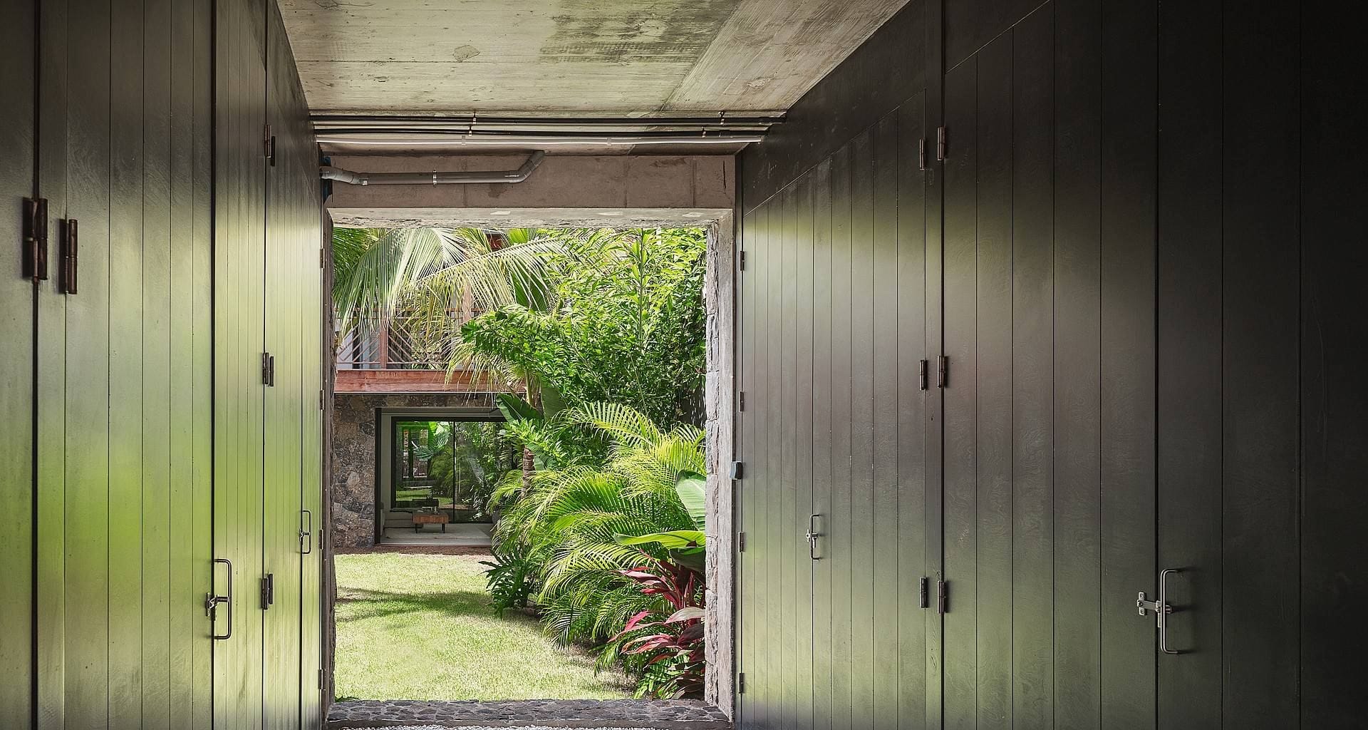 Villa Excuse My French — luxury villa photo 2