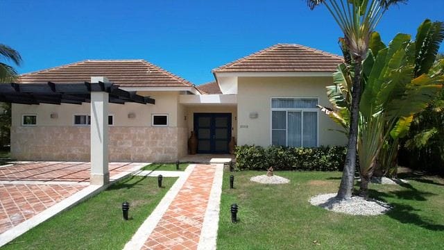 Villa Buganvilla 388 — luxury villa photo 1