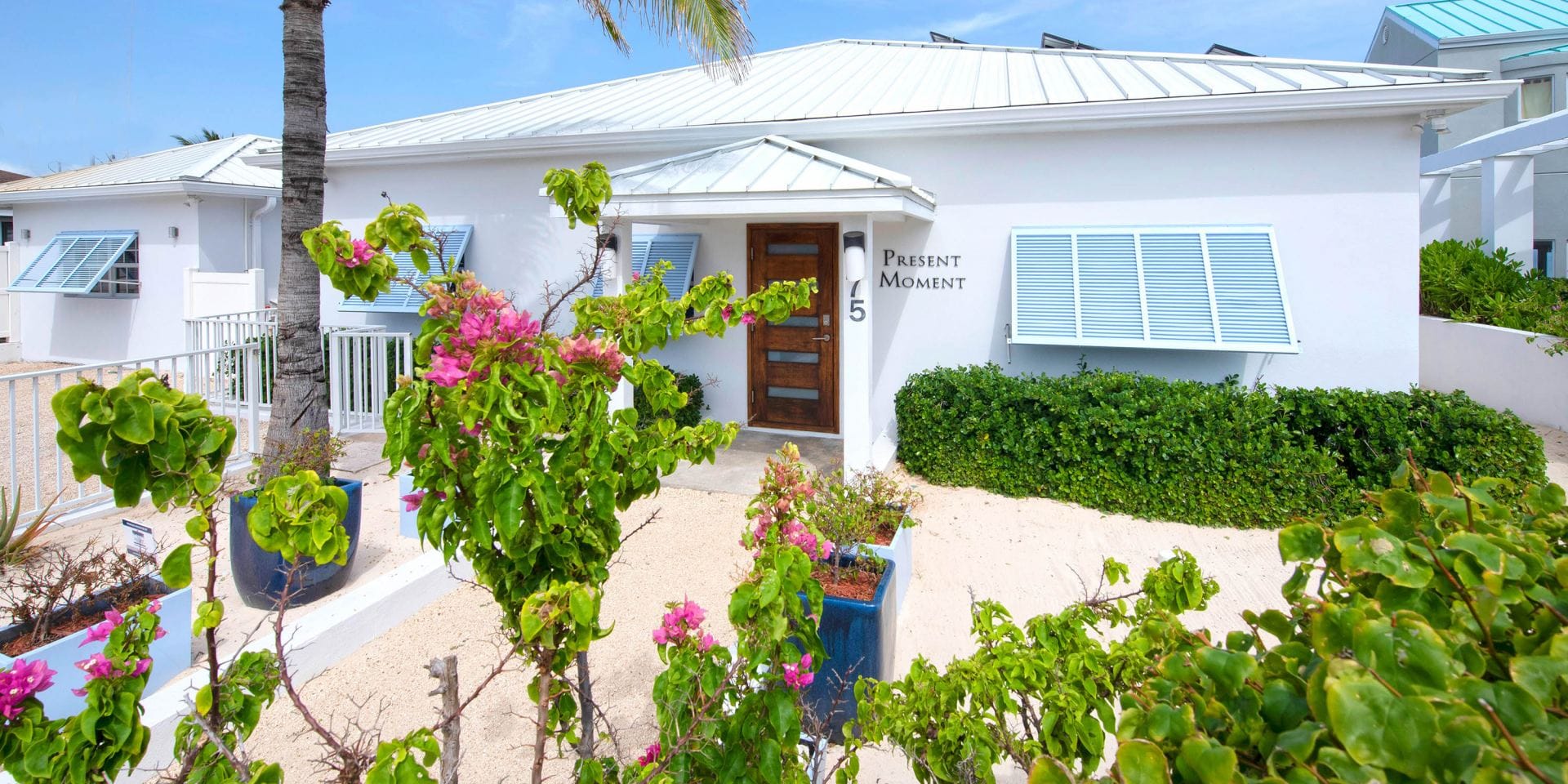 Villa Present Moment — luxury villa photo 1