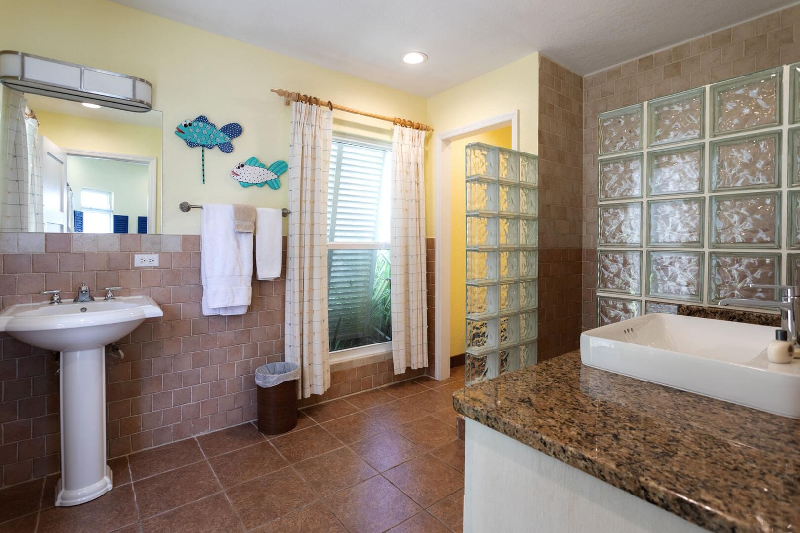 Cayman Castle Guesthouse — luxury villa photo 14