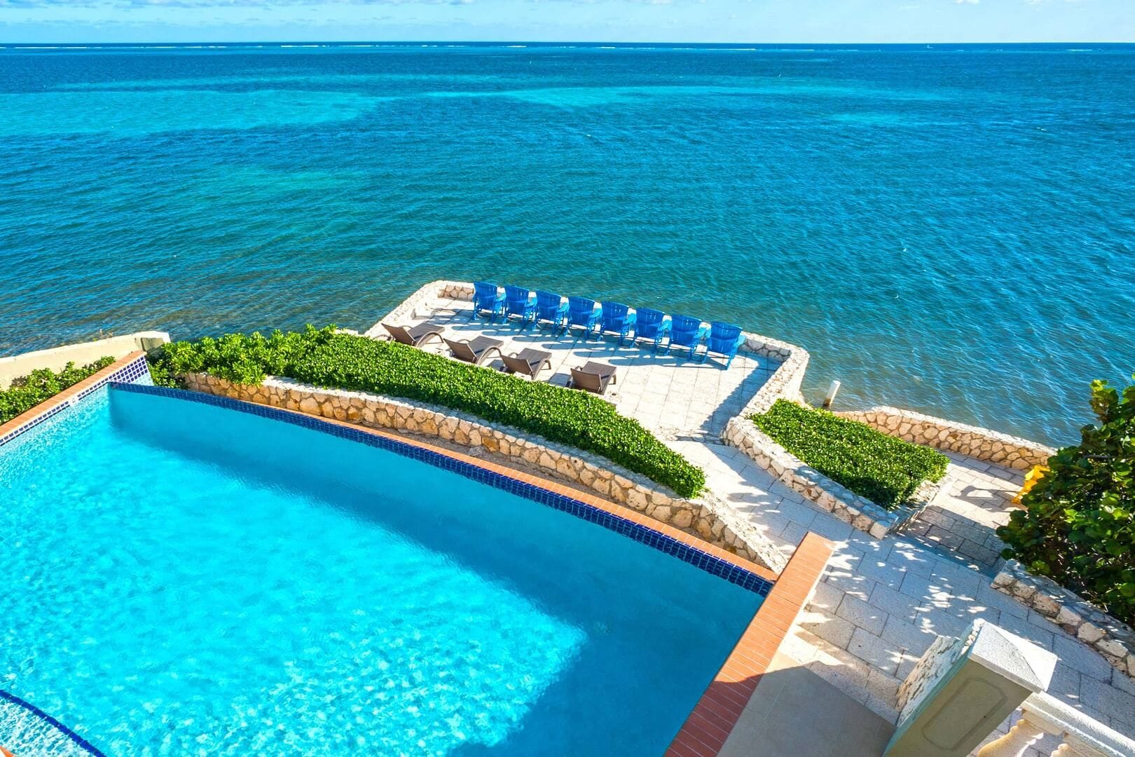 Cayman Castle — luxury villa photo 1