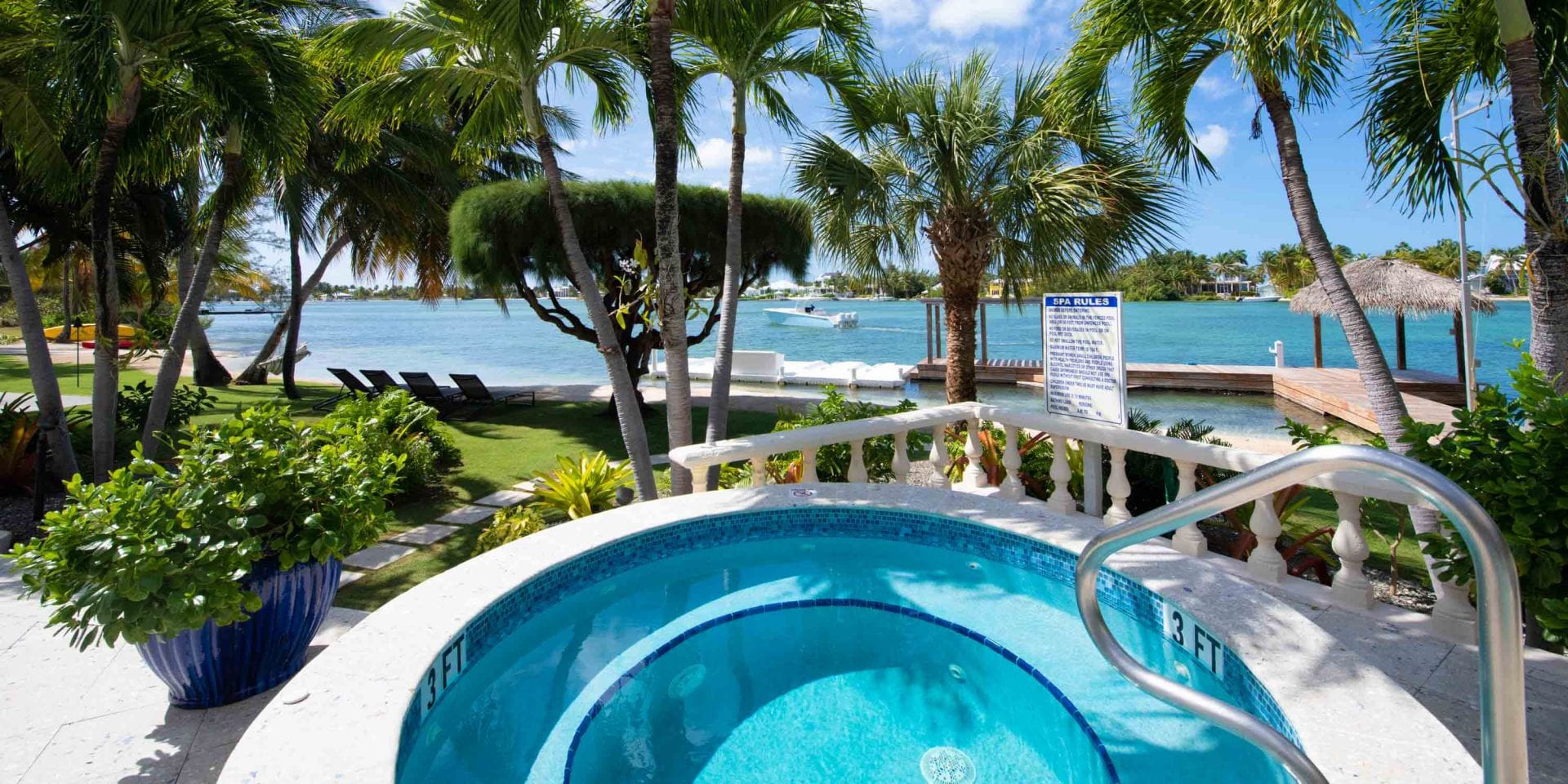 Villa Kaiku + Guesthouse — luxury villa photo 1