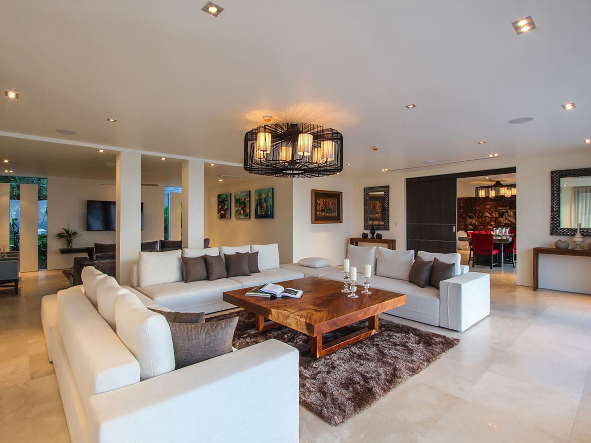 Villa Saan — luxury villa photo 2