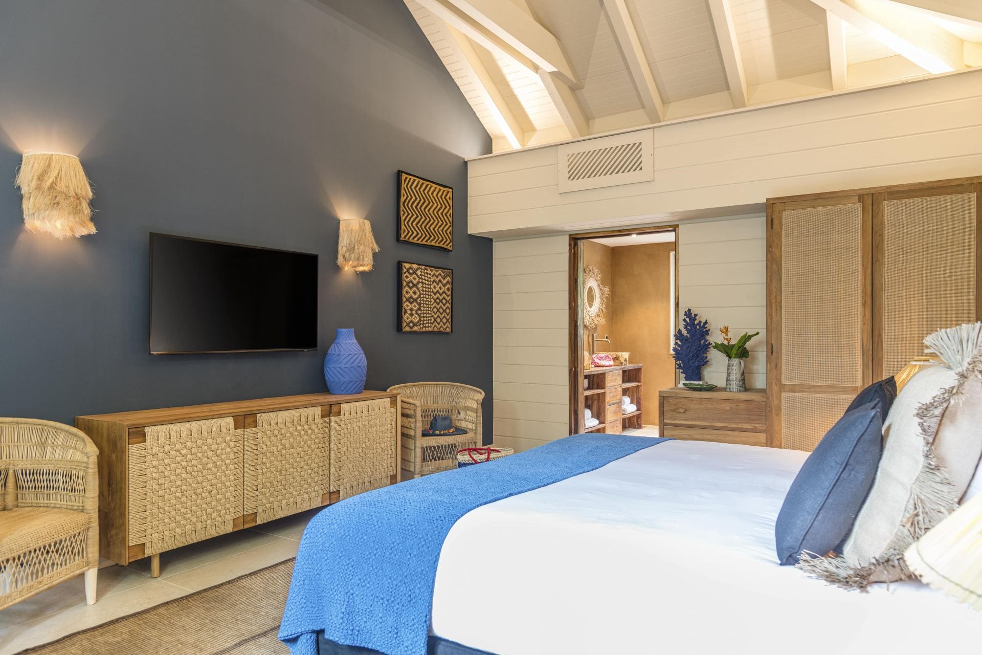 Bohemian Blue — luxury villa photo 2