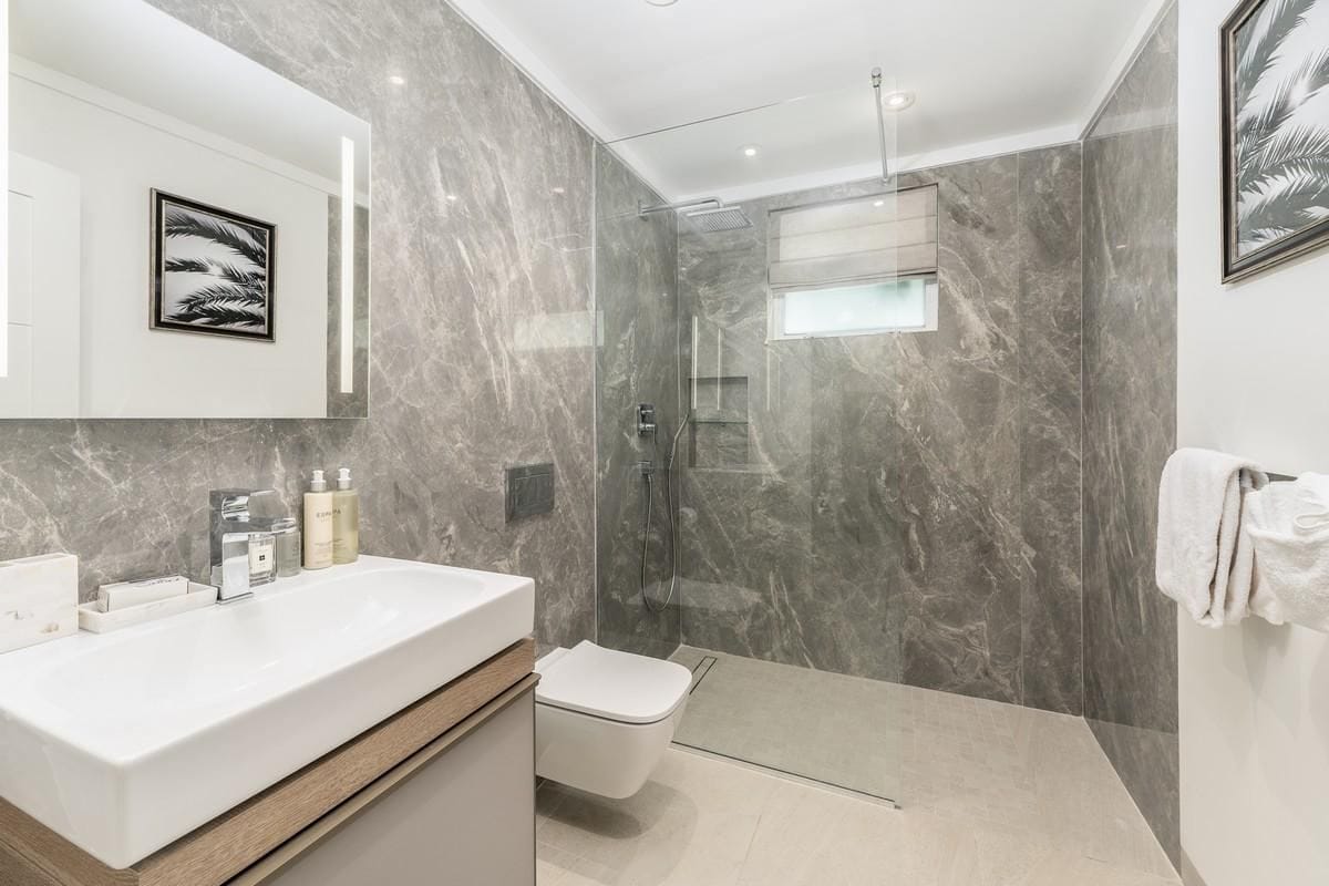 Blue Oyster — luxury villa photo 2