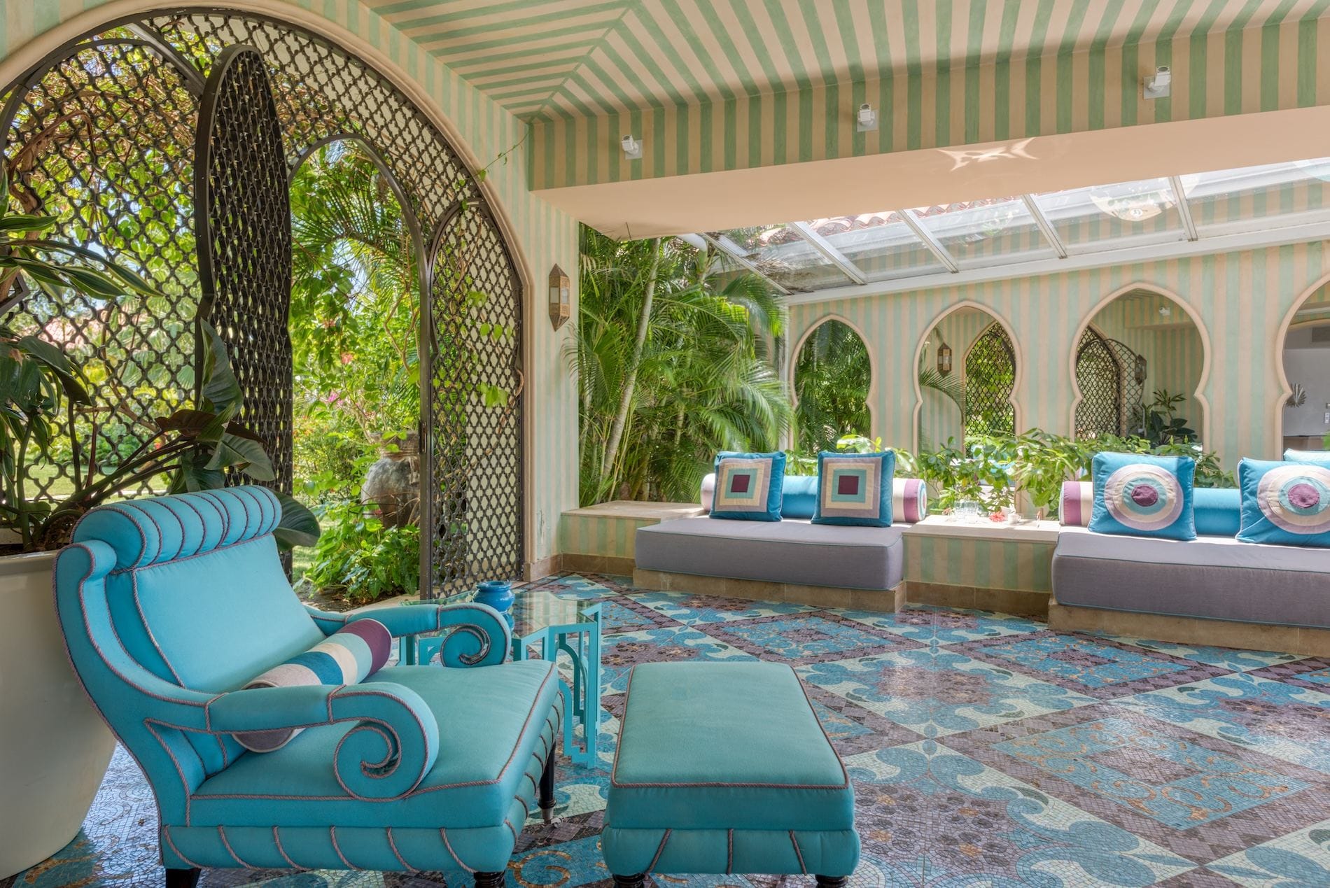 Villa La Dacha — luxury villa photo 2