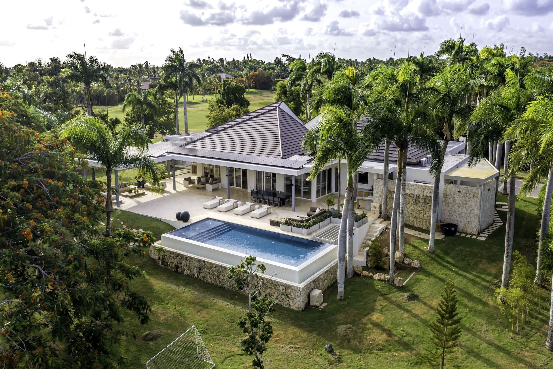 Casa BO - Casa de Campo — luxury villa photo 1