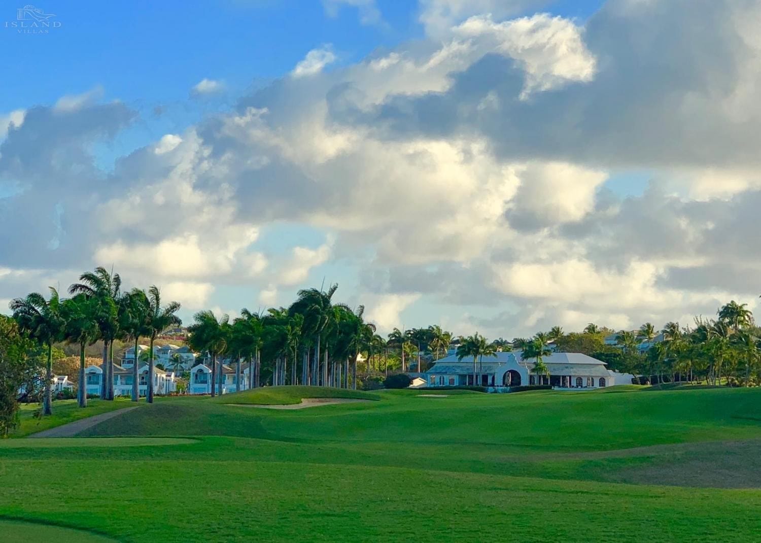 Mahogany Drive 7, "5 O’Clock Somewhere" — luxury villa photo 2