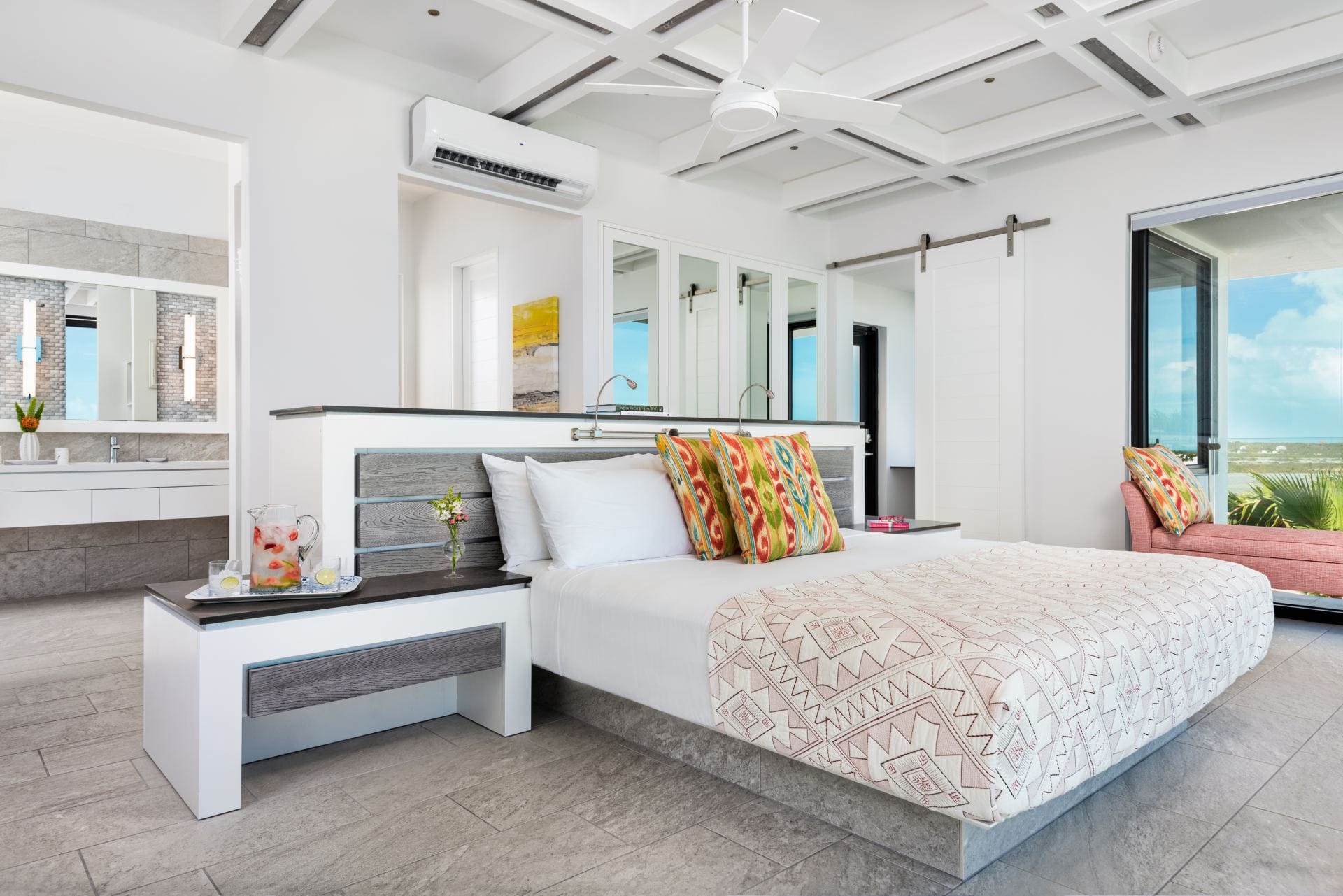Villa Sandy Bottom — luxury villa photo 1
