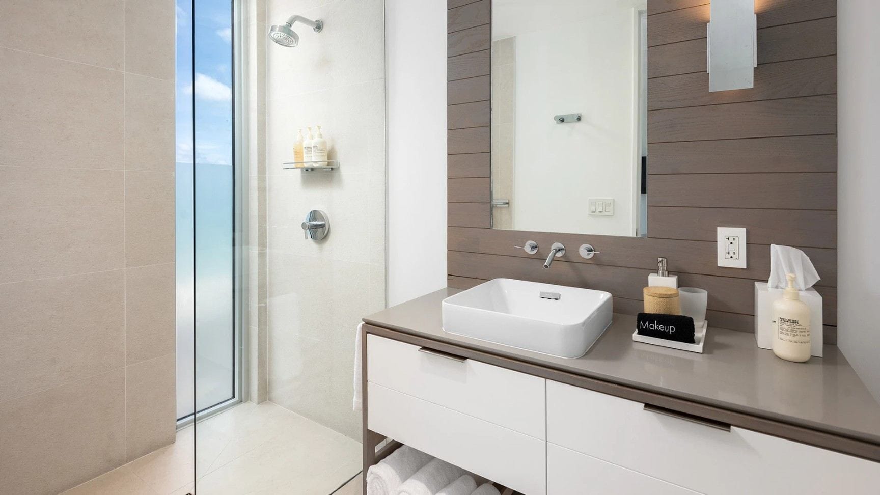 North Shore Enclave - 4 BDR BEACHFRONT VILLA — luxury villa photo 82