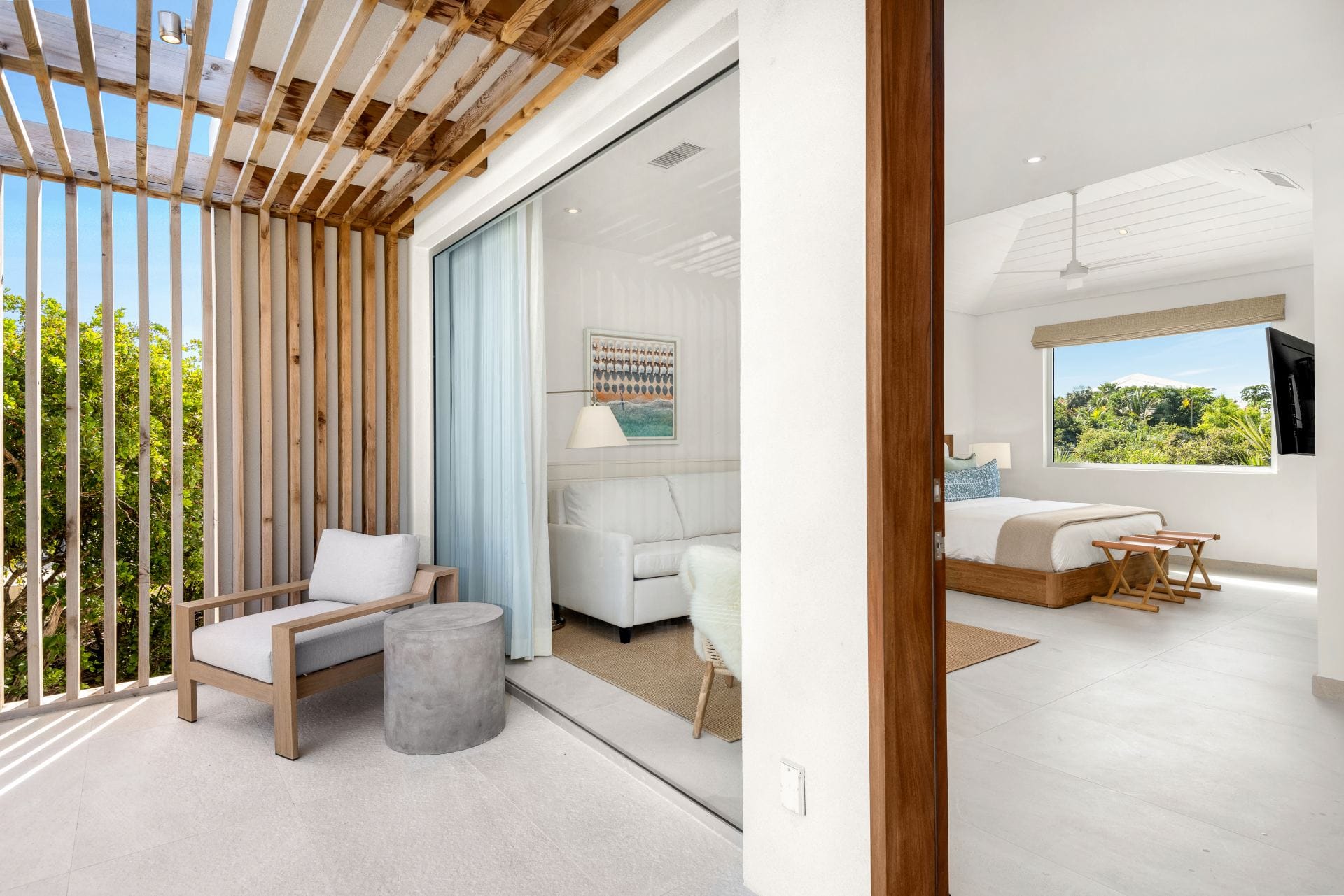 Grace Bay Enclave - 5 BDR OCEAN VIEW VILLA — luxury villa photo 2