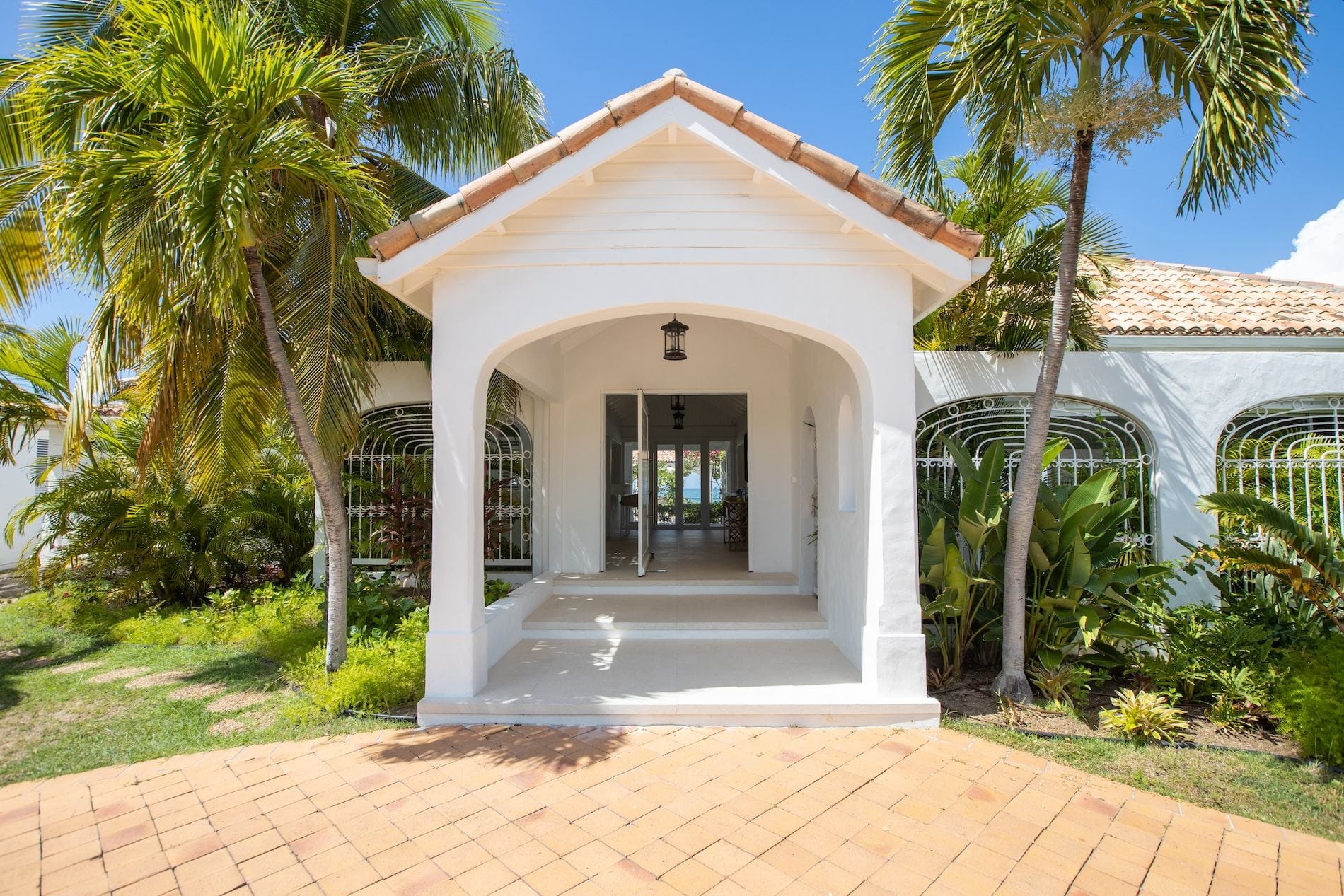 Villa Riviera — luxury villa photo 2