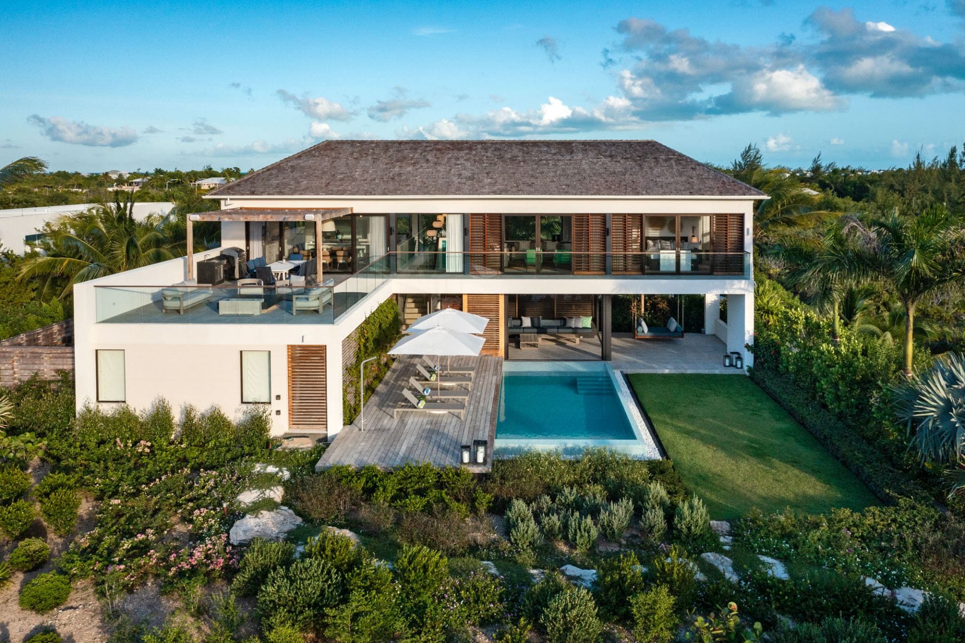 Aqua Verde — luxury villa photo 1